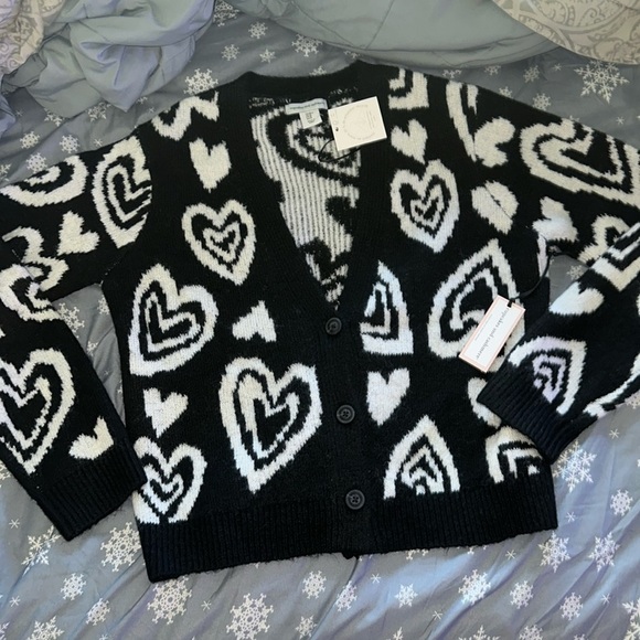 cupcakes & cashmere Sweaters - Cupcakes & Cashmere Valentine's Heart Cardigan
